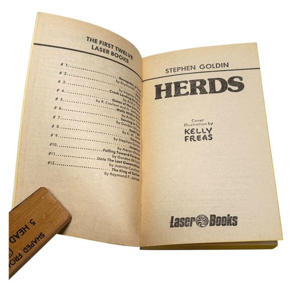 Laser Books Elwood Lot 4 Books Vol 1 2 5 6 PB Renegades Herds More Sci Fi 1975 - Picture 7 of 15